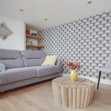 아파트 Guestready - Elegant Nest In The Heart Of *