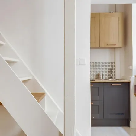 아파트 Guestready - Elegant Nest In The Heart Of